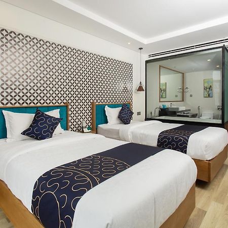 Capital O 781 Brilliant Majestic Hotel Дананг Экстерьер фото